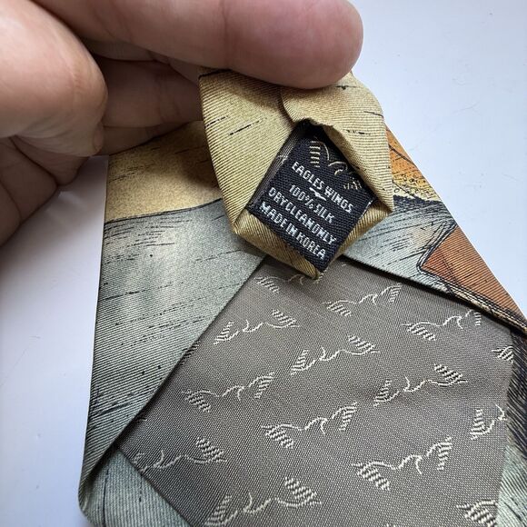 Eagles Wings LSU Sports Theme 100% Silk Neck Tie - Picture 6 of 6